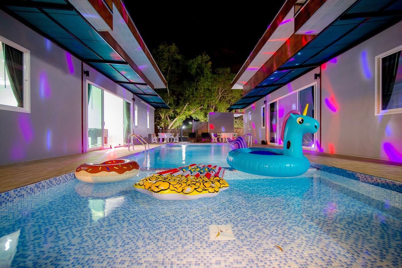 Mondara Vacation Home Hua Hin Bagian luar foto